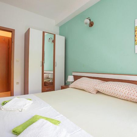 פודגורה Vega Apartments מראה חיצוני תמונה